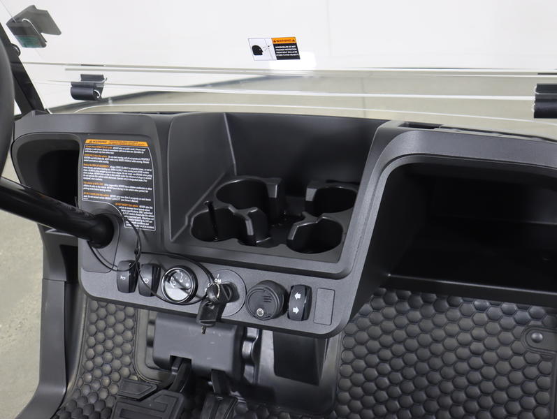 2027 EZGO Valor photo 6
