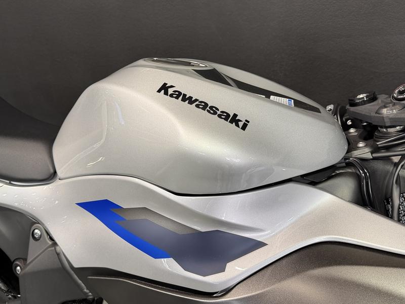 2027 Kawasaki Ninja® ZX™-6R ABS | RideNow Goodyear