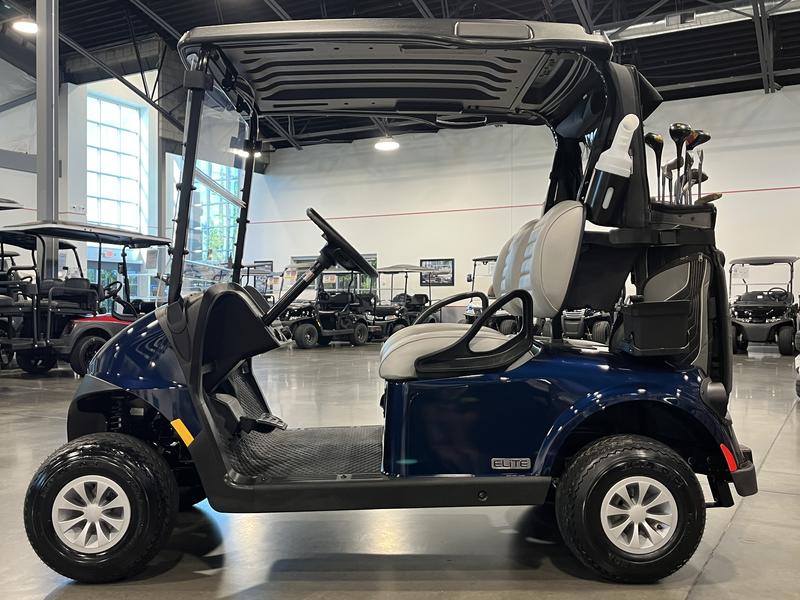 2027 EZGO RXV photo 5