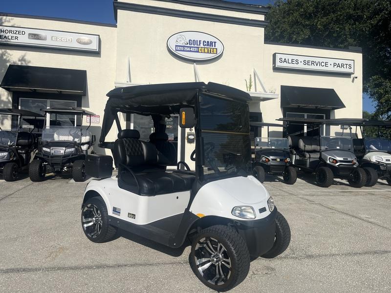2020 EZGO RXV
