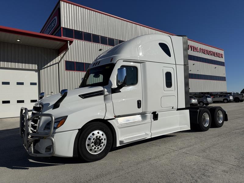 2025 Freightliner Cascadia in Columbus, OH