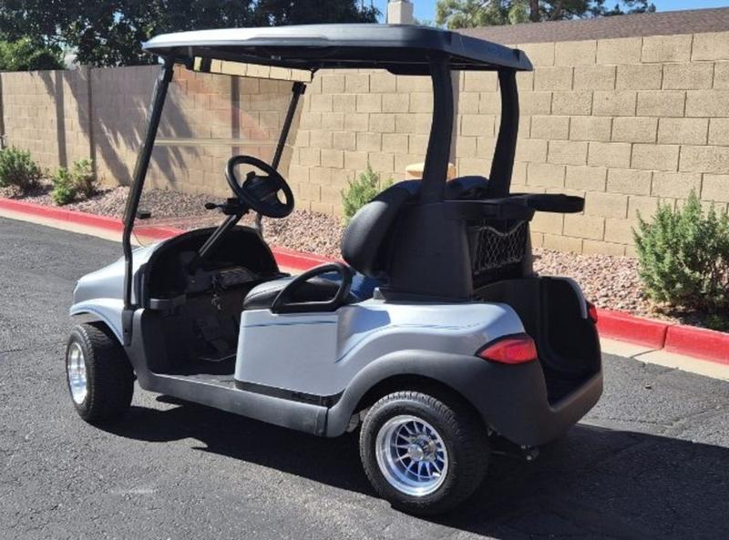 2016 Club Car Precedent photo 4