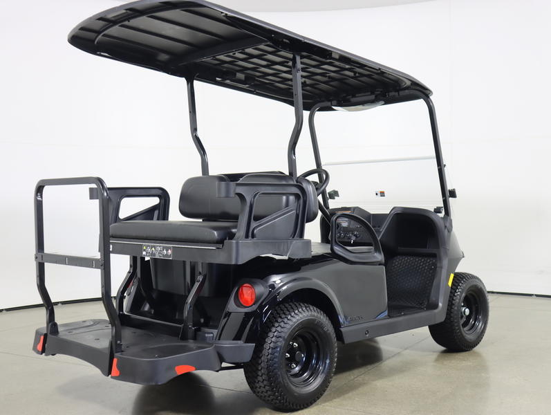2027 EZGO VALOR photo 5