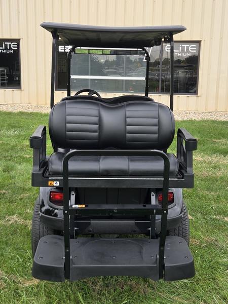 2022 EZGO Express photo 3