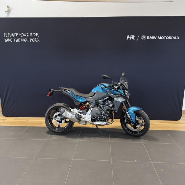 Snapper Rocks Bmw Color 2025 BMW F 900 R Snapper Rocks Blue metallic | High Road Motorsports