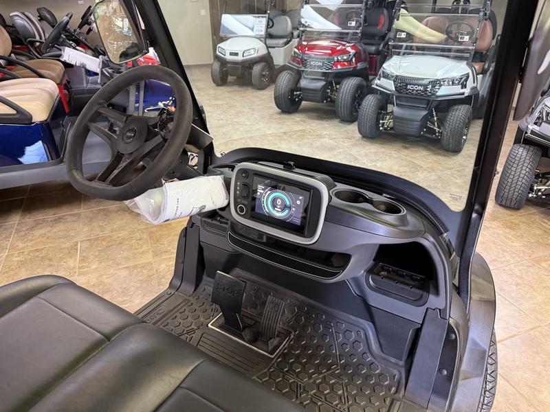 2027 Club Car Onward photo 3
