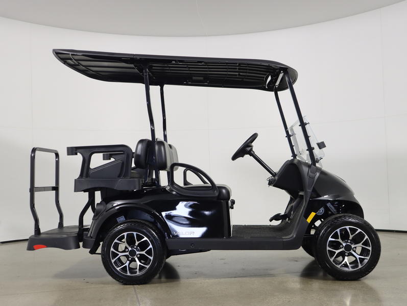2027 EZGO Valor photo 4