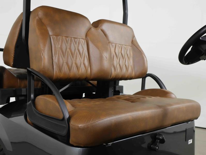 2027 EZGO Express photo 3