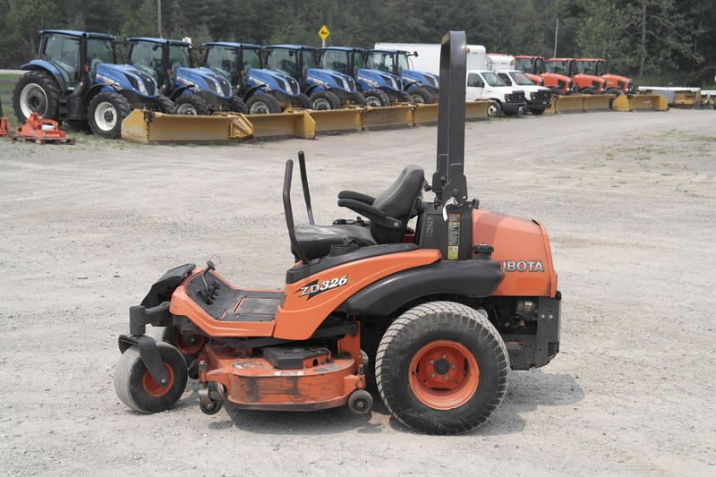 Kubota ZD326P used for sale - photo 3