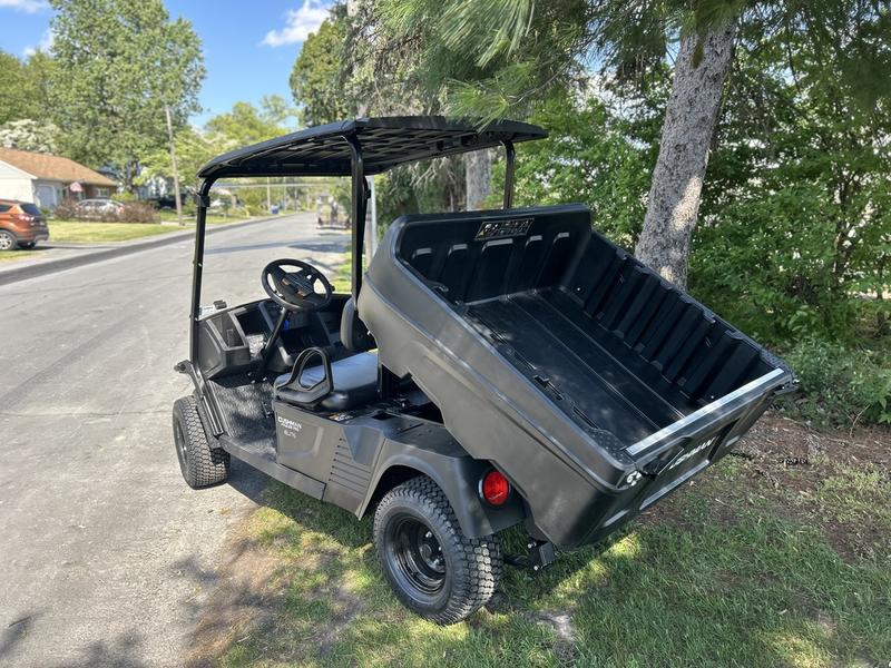 2026 Cushman Hauler photo 5