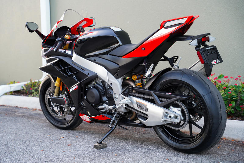 2024 Aprilia® RSV4 Factory 1100 | Riders Miami Motorsports