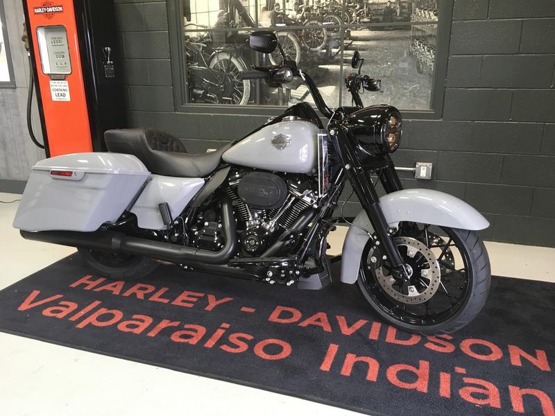 2024 Harley-Davidson® FLHRXS - Road King® Special | Harley