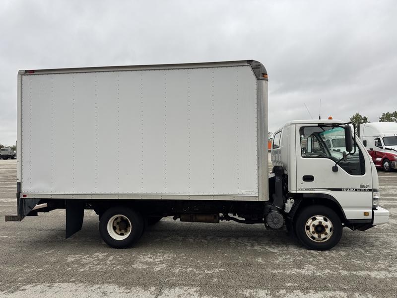 2006 Isuzu NPR in Columbus, OH — photo 8