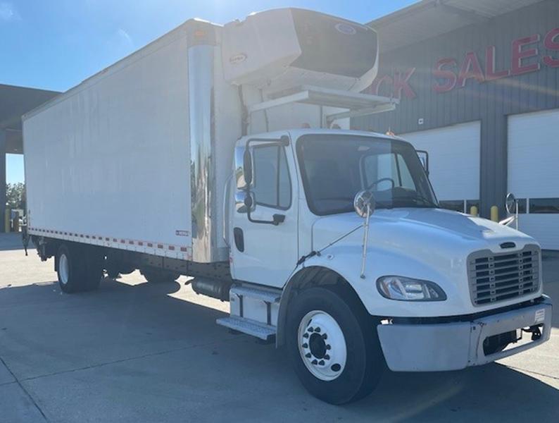 2016 Freightliner M2 106 in Transport — photo 2