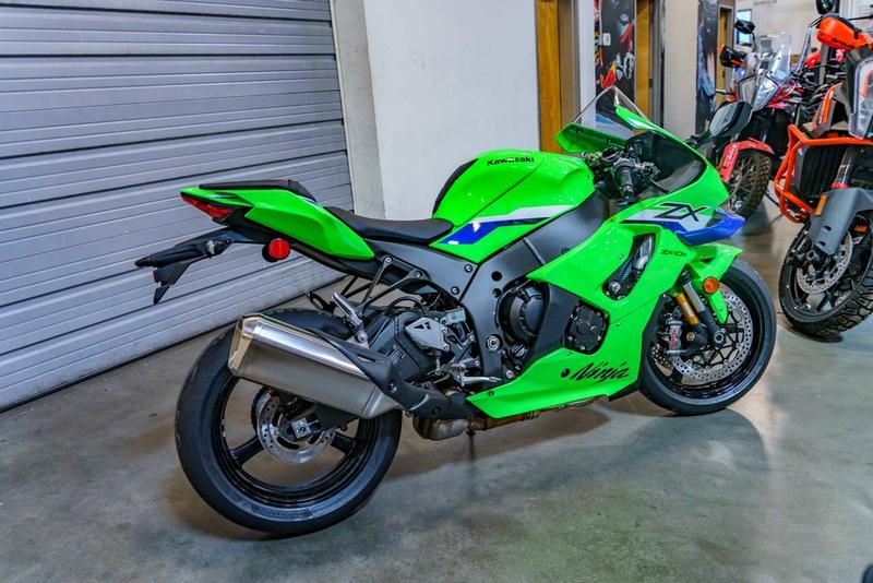 2026 Kawasaki NINJA® ZX™-10R ABS | Nash Powersports