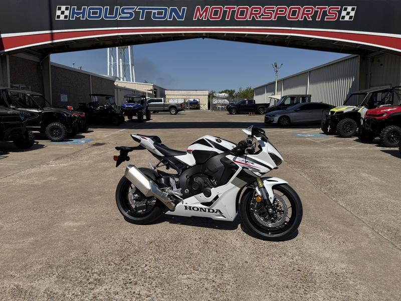 2026 Honda® CBR1000RR 900321 | Houston Motorsports Pasadena