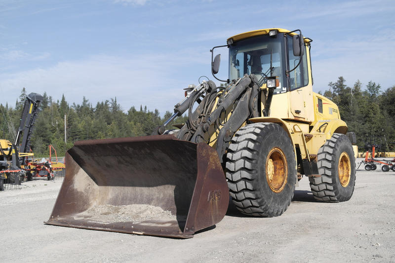 New Holland LW130.B used for sale - photo 1