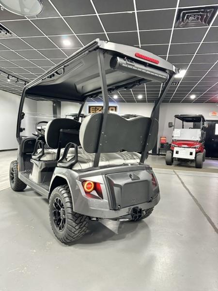 2027 EZGO Liberty photo 4
