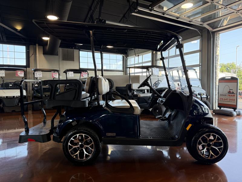 2027 EZGO RXV photo 7