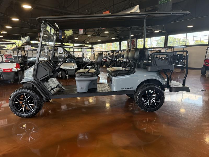 2027 EZGO Express photo 5