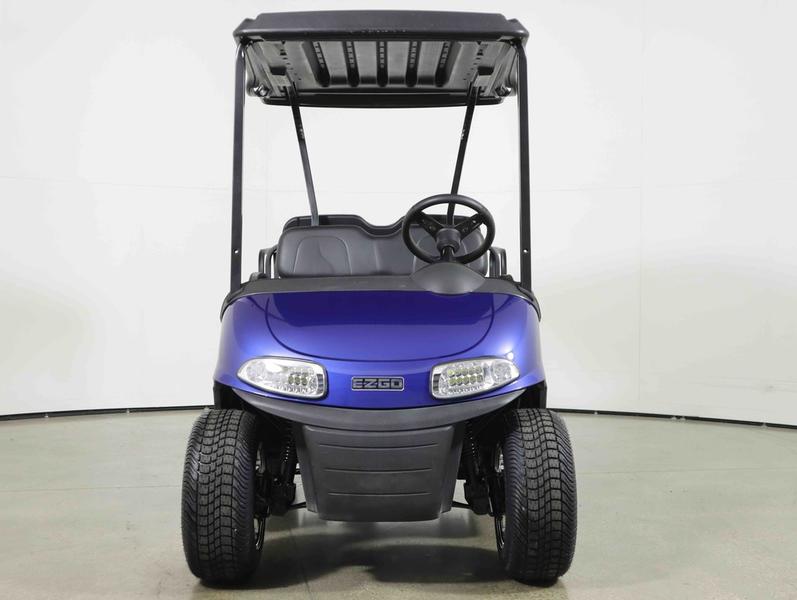 2021 EZGO RXV photo 2