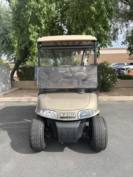 2013 EZGO RXV photo 2