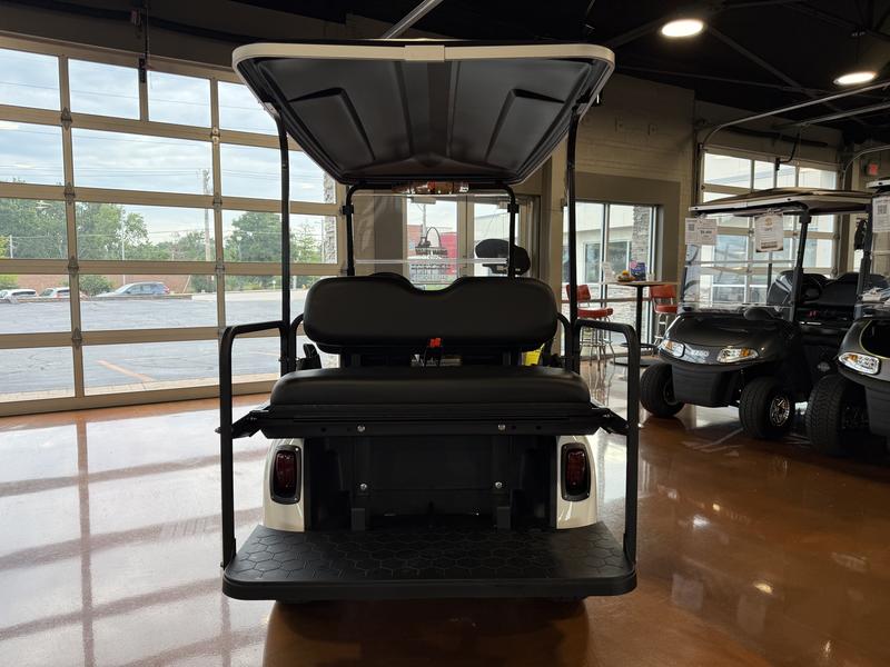 2021 EZGO Freedom photo 6