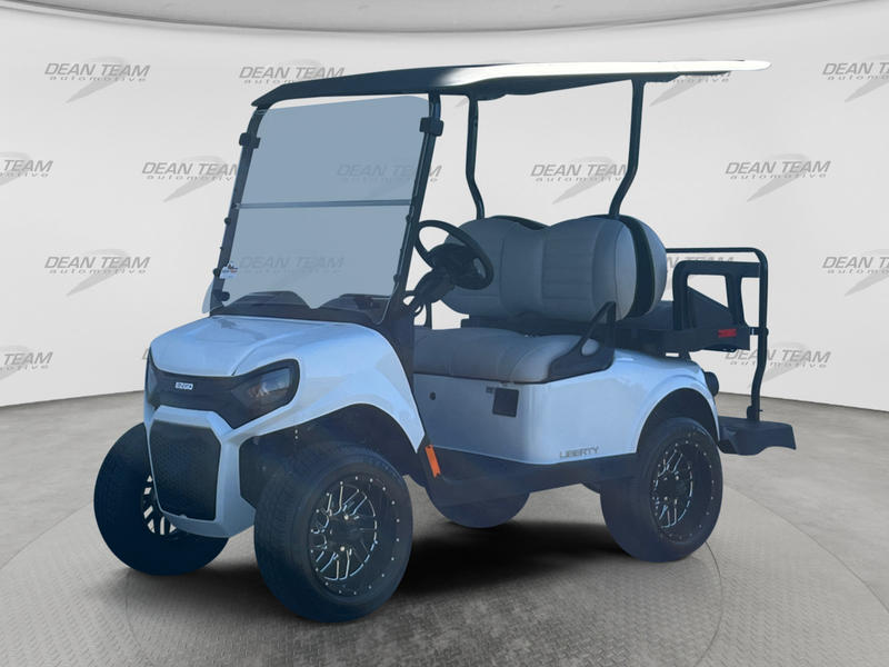 2027 EZGO Liberty photo 4