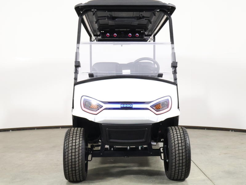 2027 EZGO Express photo 2