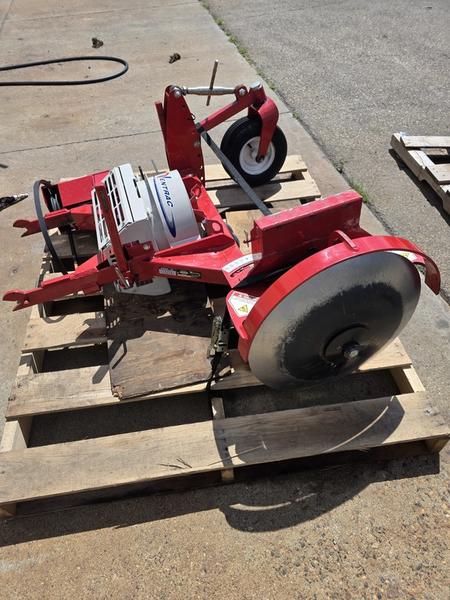 Ventrac Edger photo 4