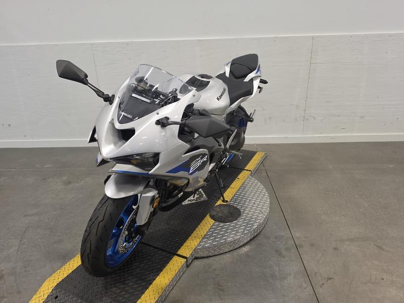 2027 Kawasaki Ninja® ZX™-6R ABS | RideNow Powersports Fort Worth