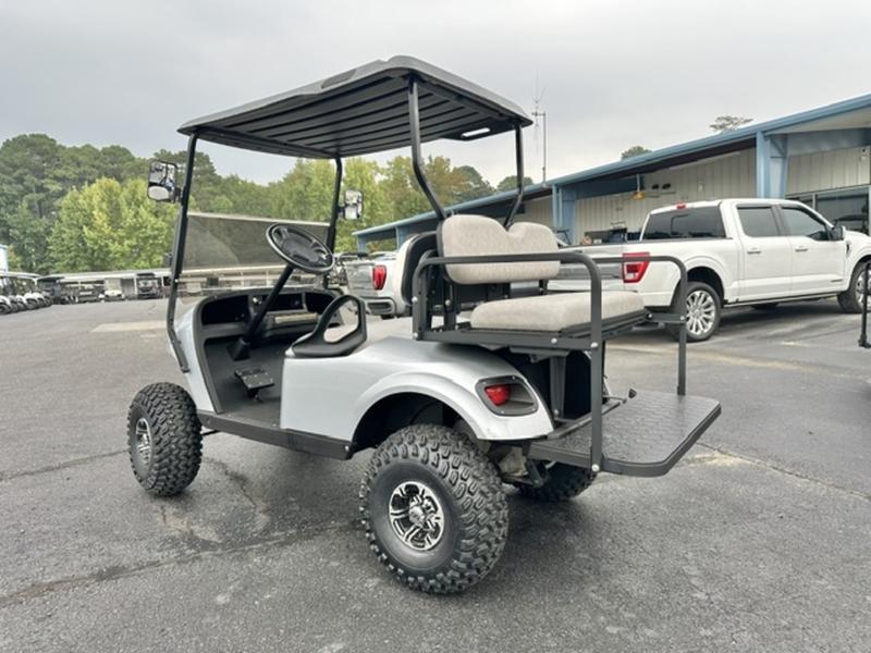 2021 EZGO Freedom photo 3