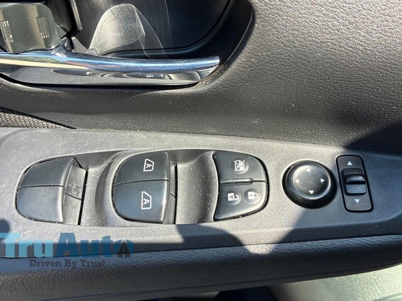 2023 Nissan Kicks SV - Photo 21