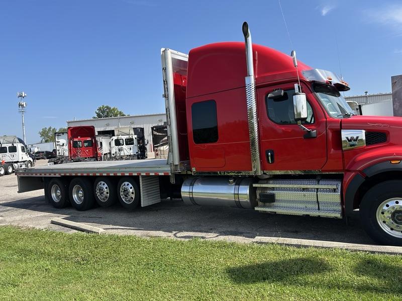 2023 Western Star in Walton, KY — photo 2