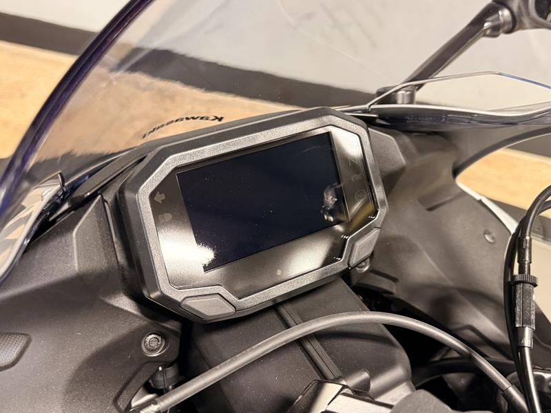2027 Kawasaki Ninja® ZX™-6R | Houston Motorsports