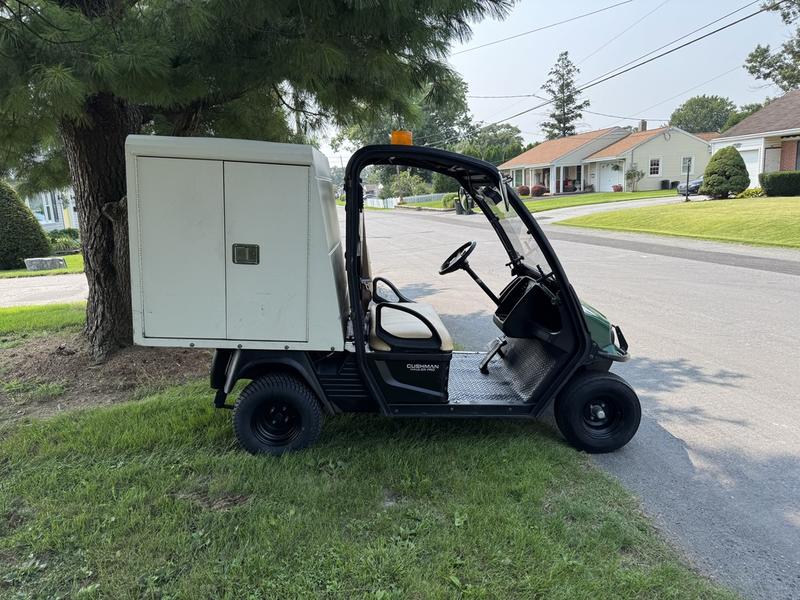 2021 Cushman Hauler photo 8