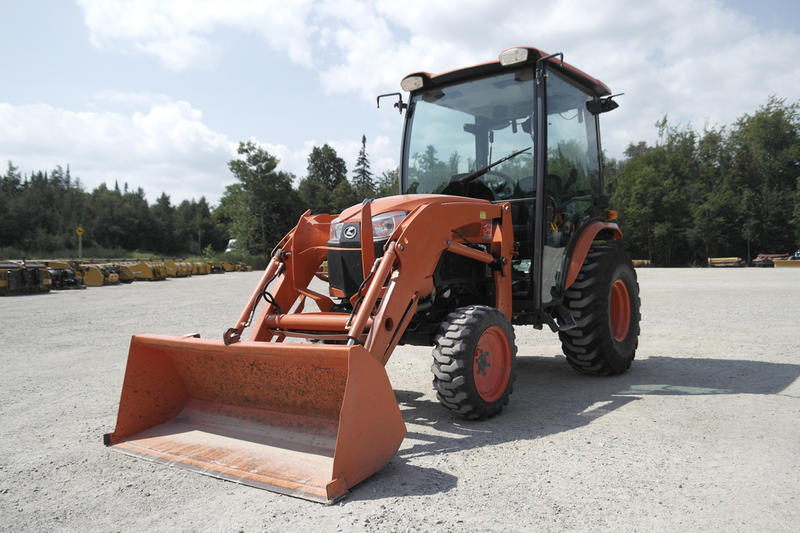 Kubota B2650HSDCC used for sale - photo 1
