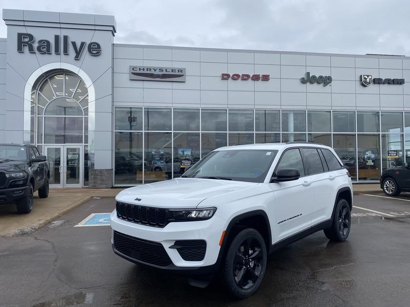 Chrysler Rallye 2025 Jeep® GRAND CHEROKEE ALTITUDE CA817 | Rallye Motors Chrysler