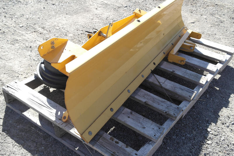 Cub Cadet 58" Blade used for sale - photo 10
