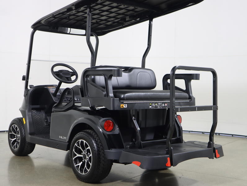 2027 EZGO Valor photo 8
