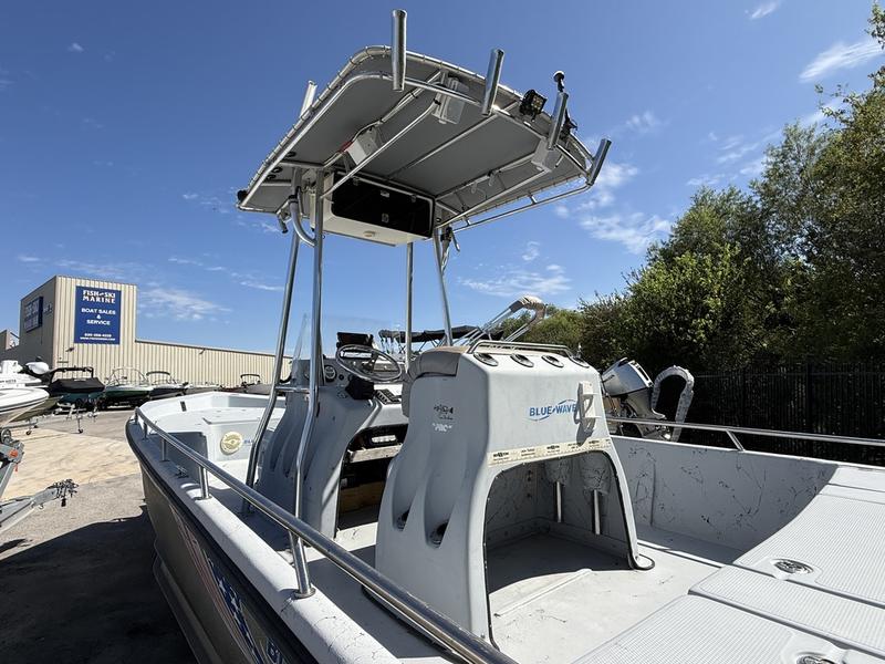 2003 Blue Wave Boats 244 Magnum | Fish And Ski Marine