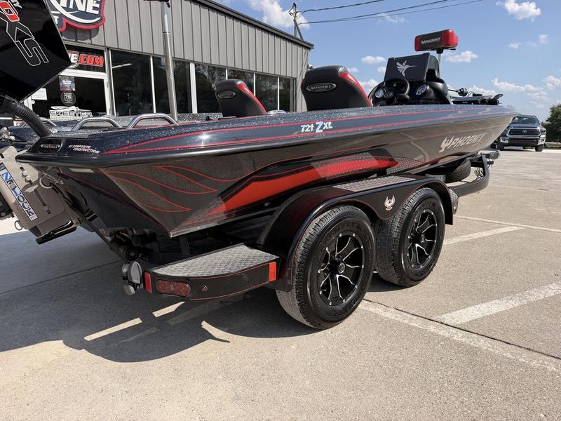 2025 Phoenix 721ZXL | Wieda's Marine