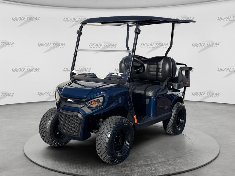 2027 EZGO Liberty photo 2