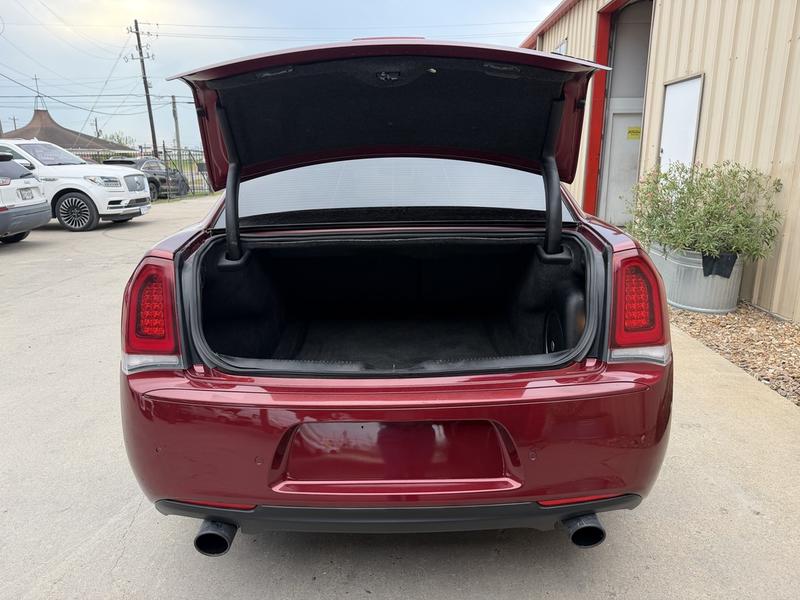 2022 Chrysler 300 S - Photo 15