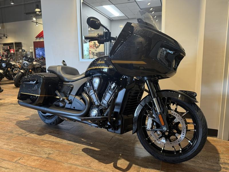 2026 Indian Motorcycle® Challenger® Dark Horse® 112 w/PowerBand