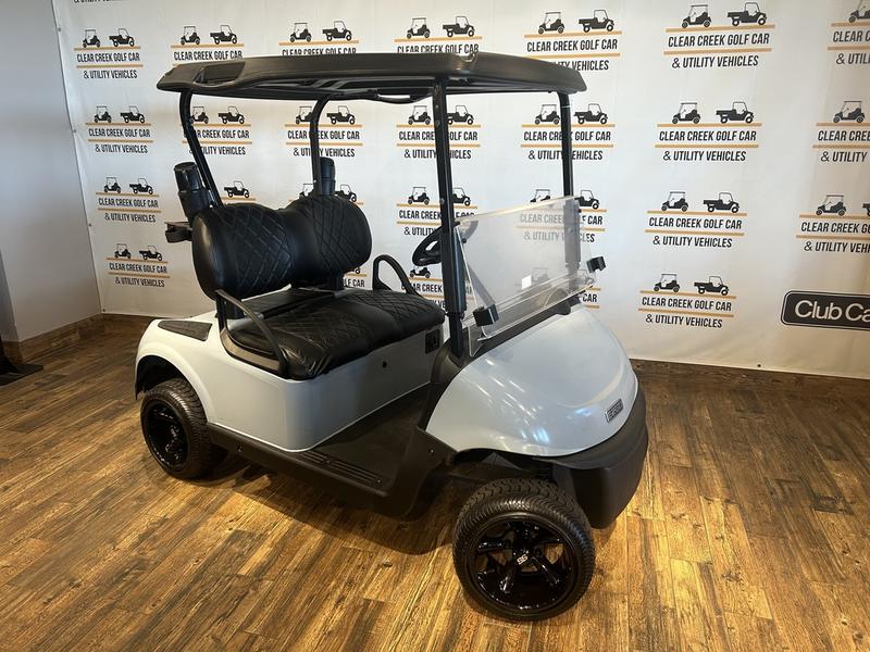 2022 EZGO RXV