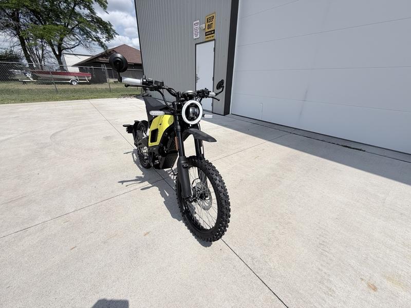 2025 Niu XQi3 photo 6
