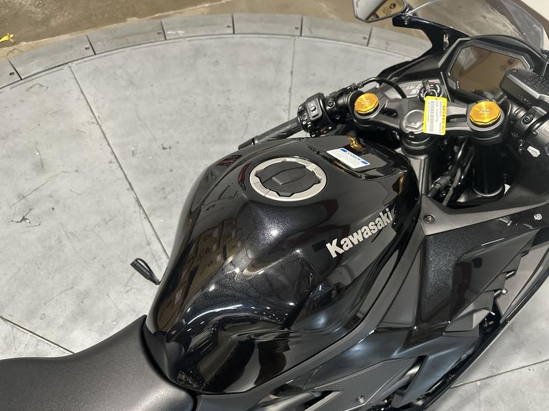 2026 Kawasaki Ninja® ZX™-4R ABS | Beaverton Motorcycles