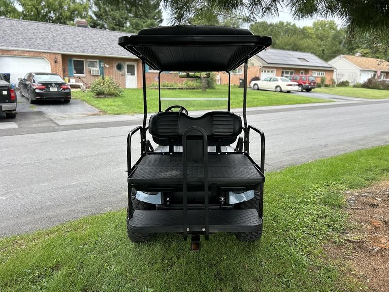 2017 EZGO TXT photo 5