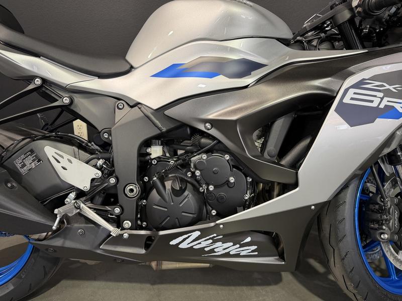 2027 Kawasaki Ninja® ZX™-6R ABS | RideNow Goodyear